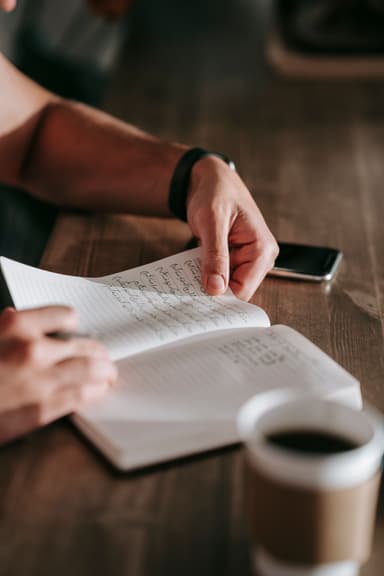 تدنّي مراجعات الكتب